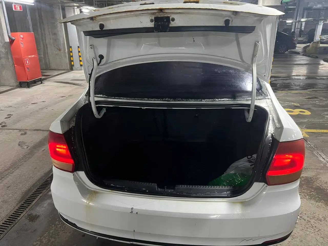 Автомобиль 2013 года с идеальным мотором и коробкой - Авто в Санкт-Петербург