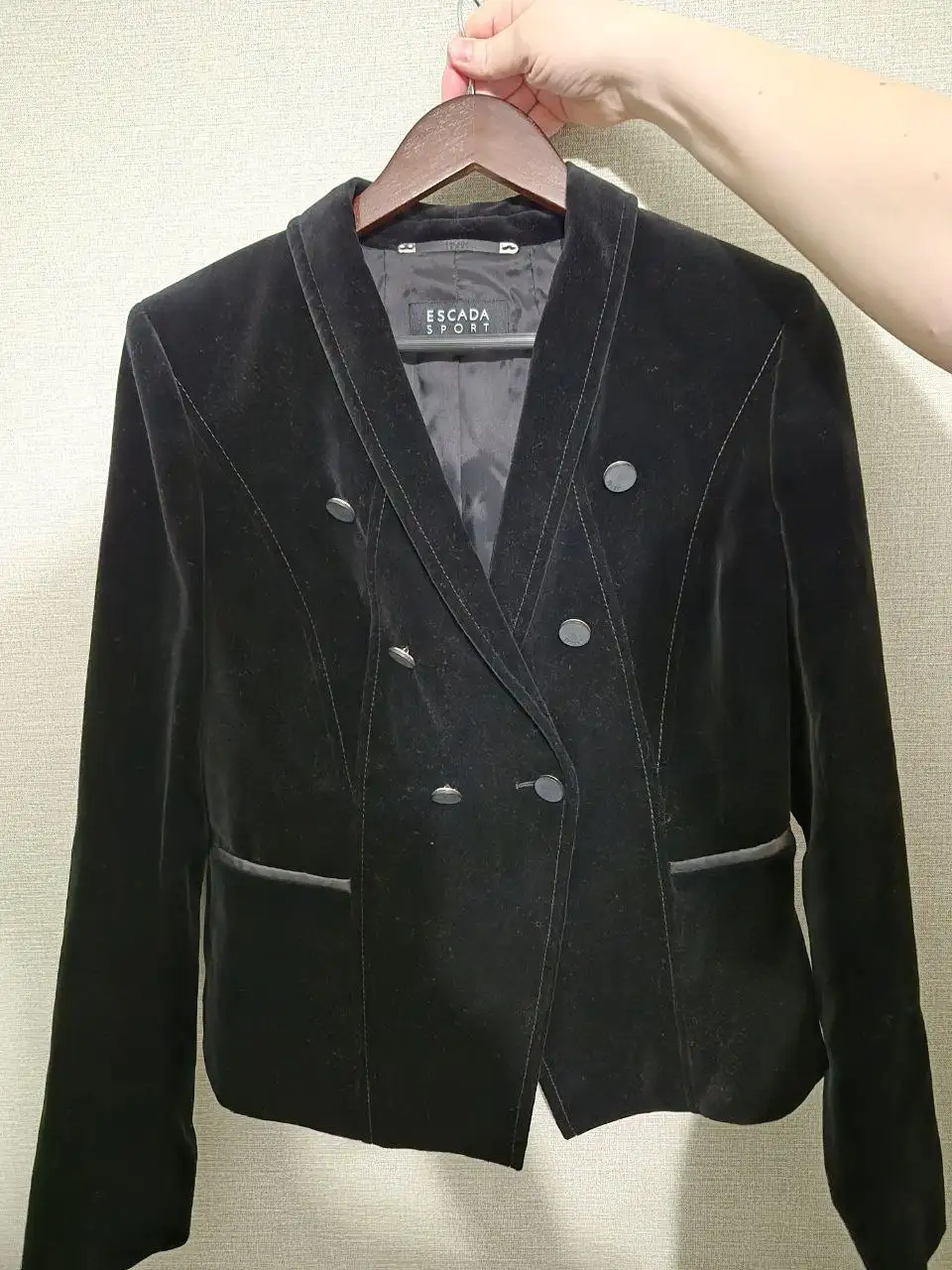Бархатный пиджак Escada Sport - Верхняя одежда (Одежда) в Санкт-Петербург