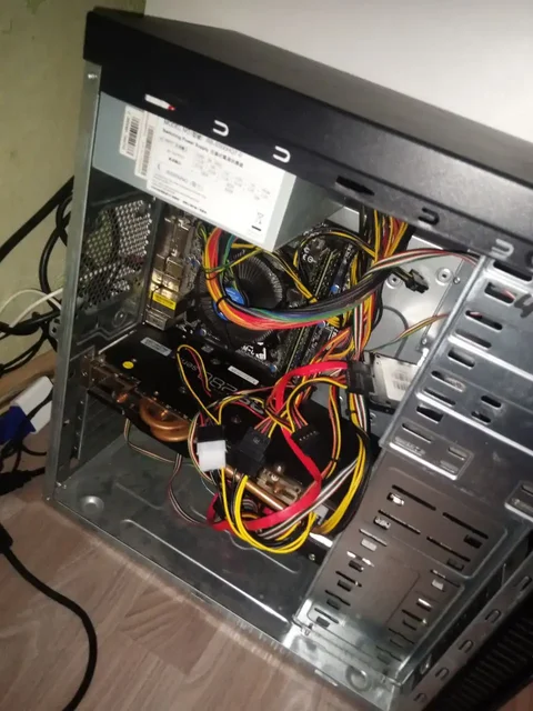 Продажа компьютера с комплектующими - Электронные книги в Санкт-Петербург