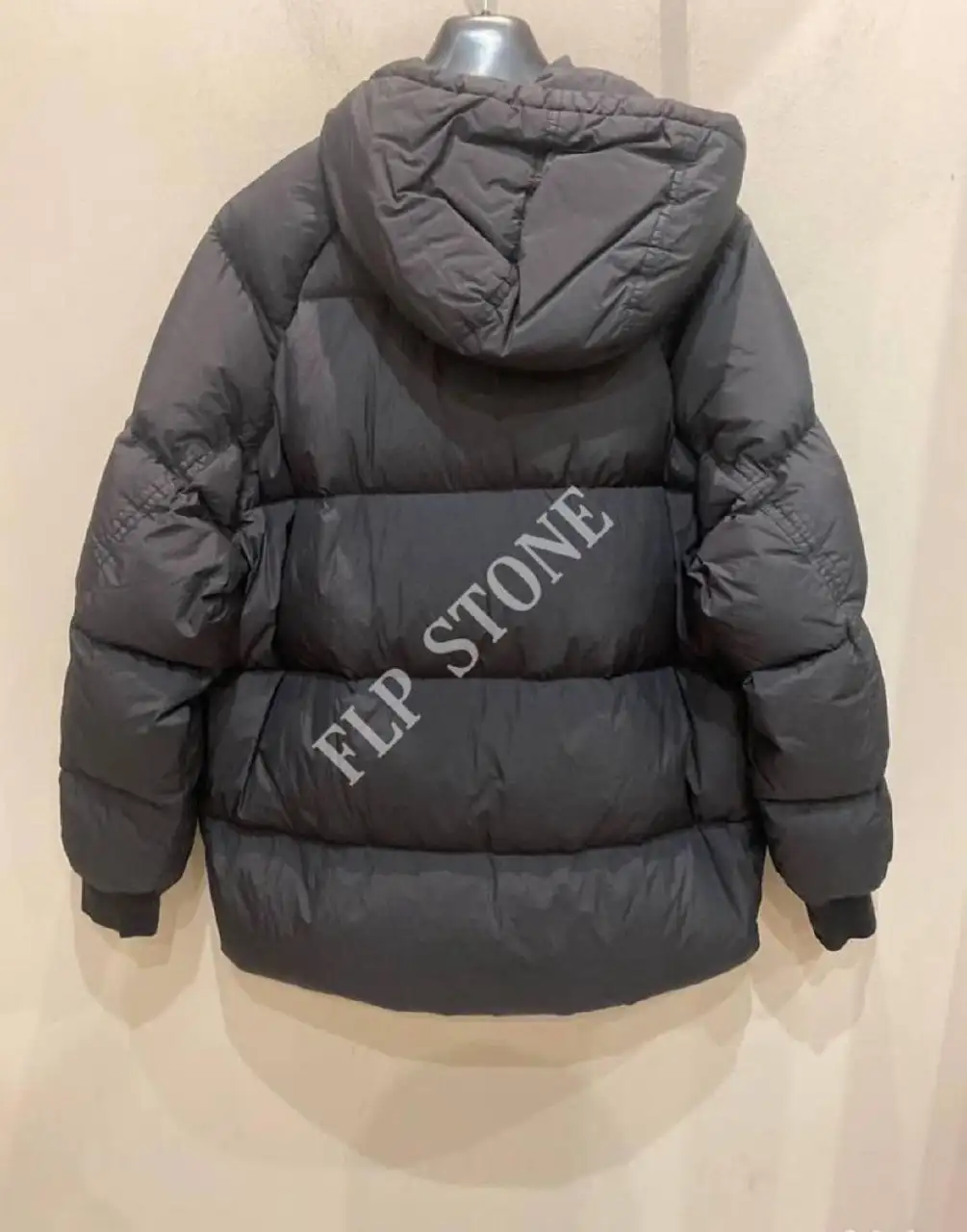 Реплика 1:1 Размер L/XL - Одежда (Барахолка) в Санкт-Петербург