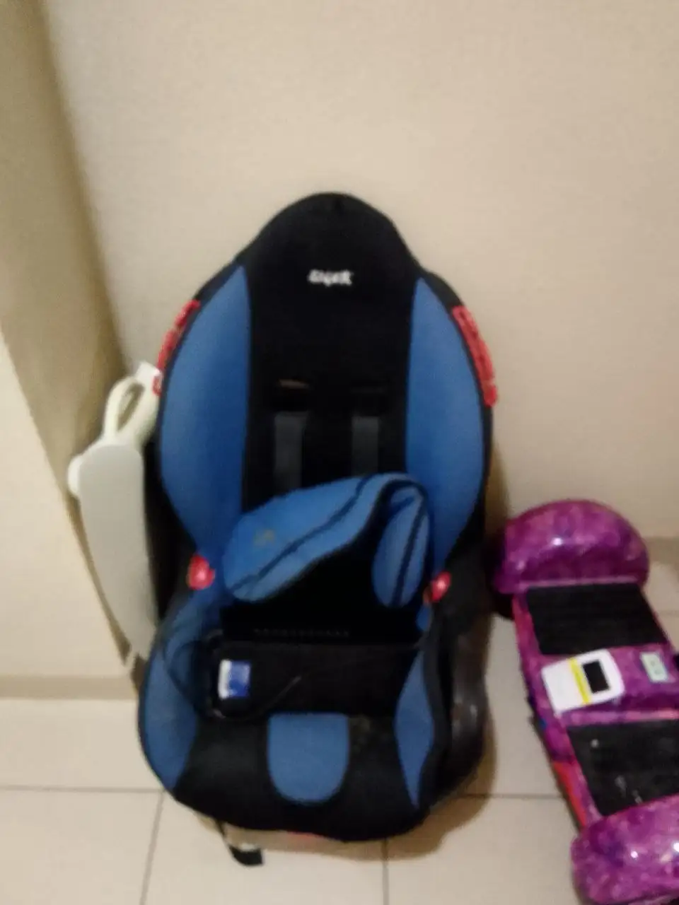 Продам детское кресло за 1.000 м Девяткино - Детские кресла (Товары для детей) в Санкт-Петербург