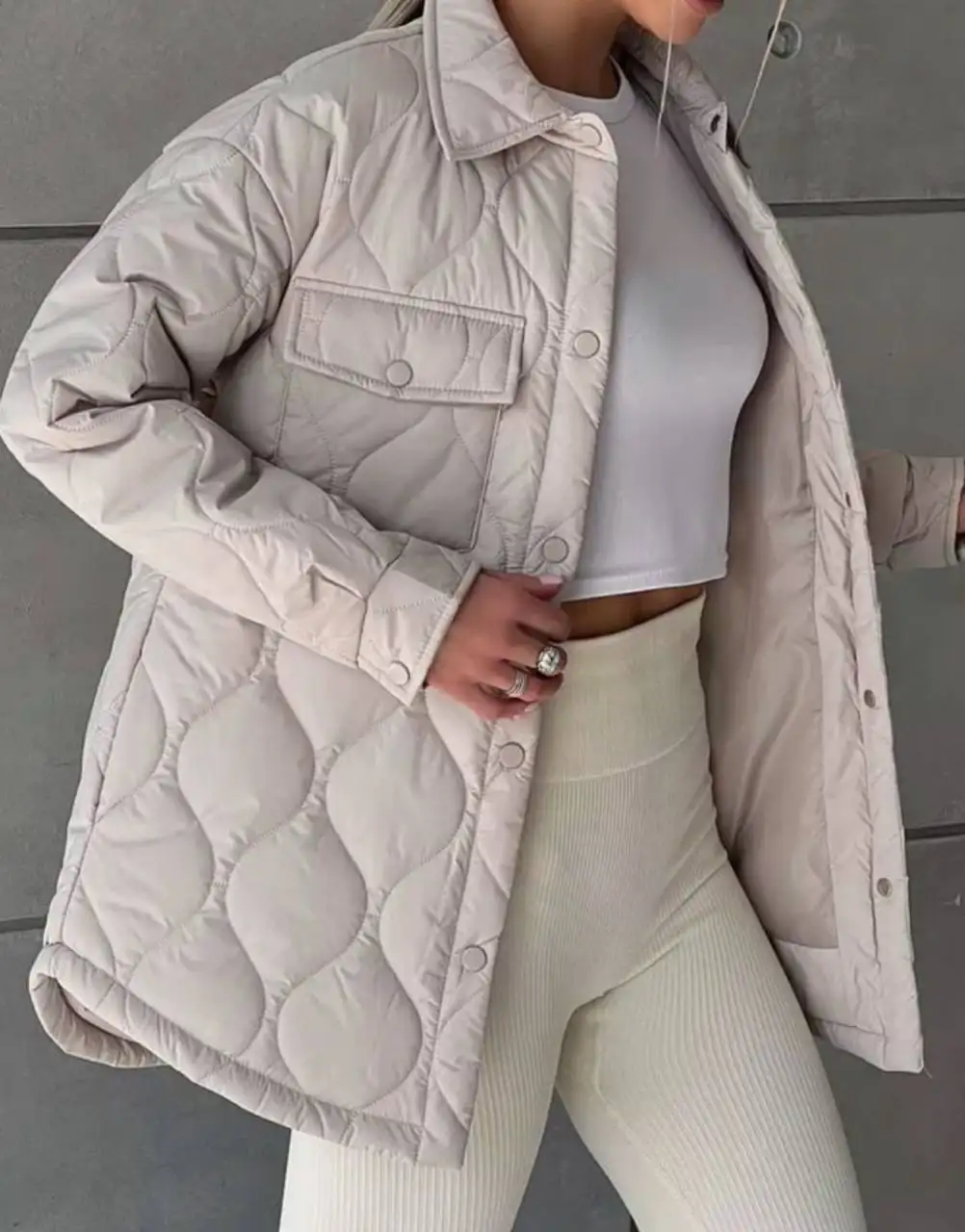 Новая куртка оверсайз - Верхняя одежда (Одежда) в Санкт-Петербург