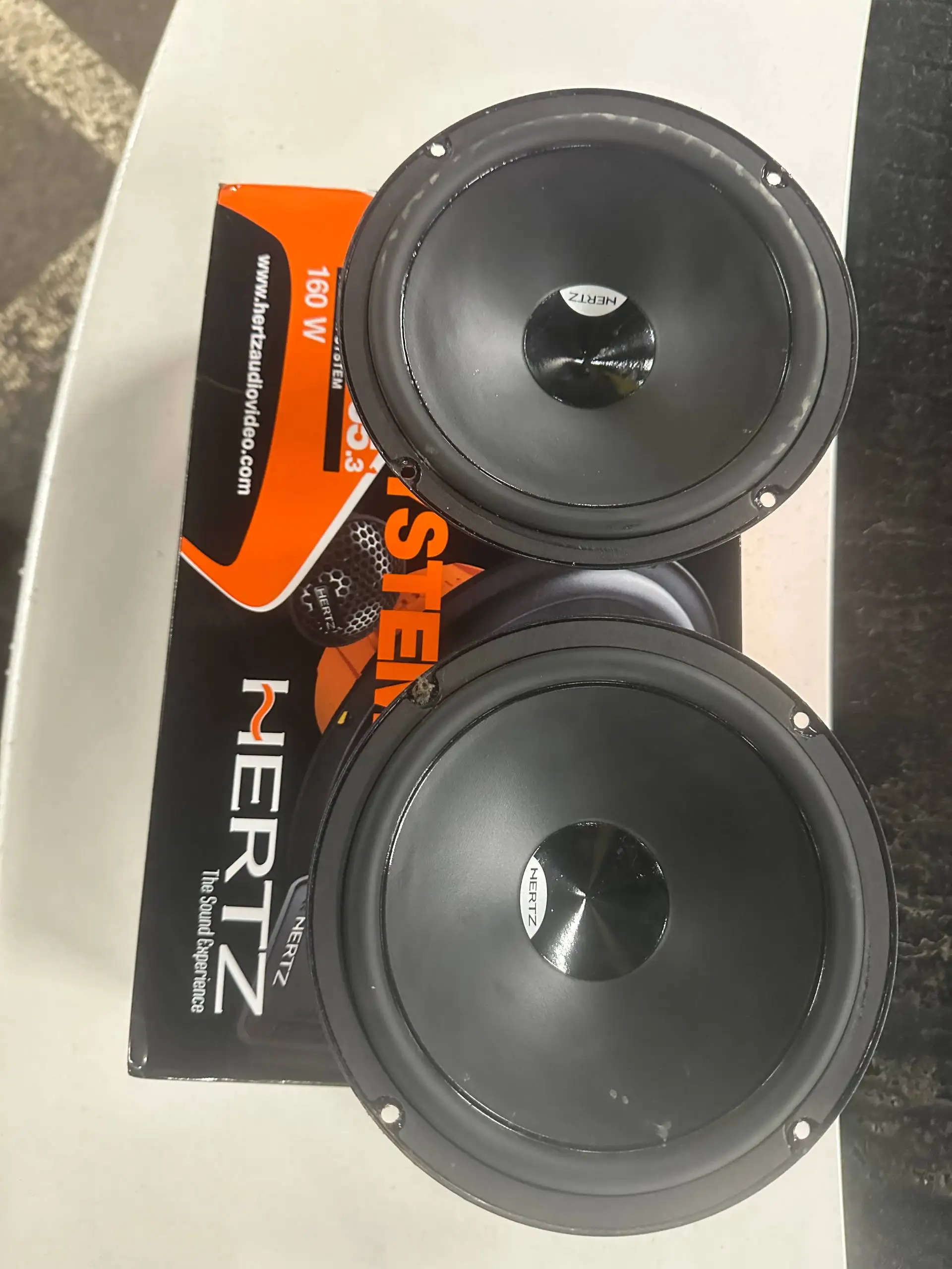 Одежда: колонки, худи, куртка - Верхняя одежда (Одежда) в Санкт-Петербург