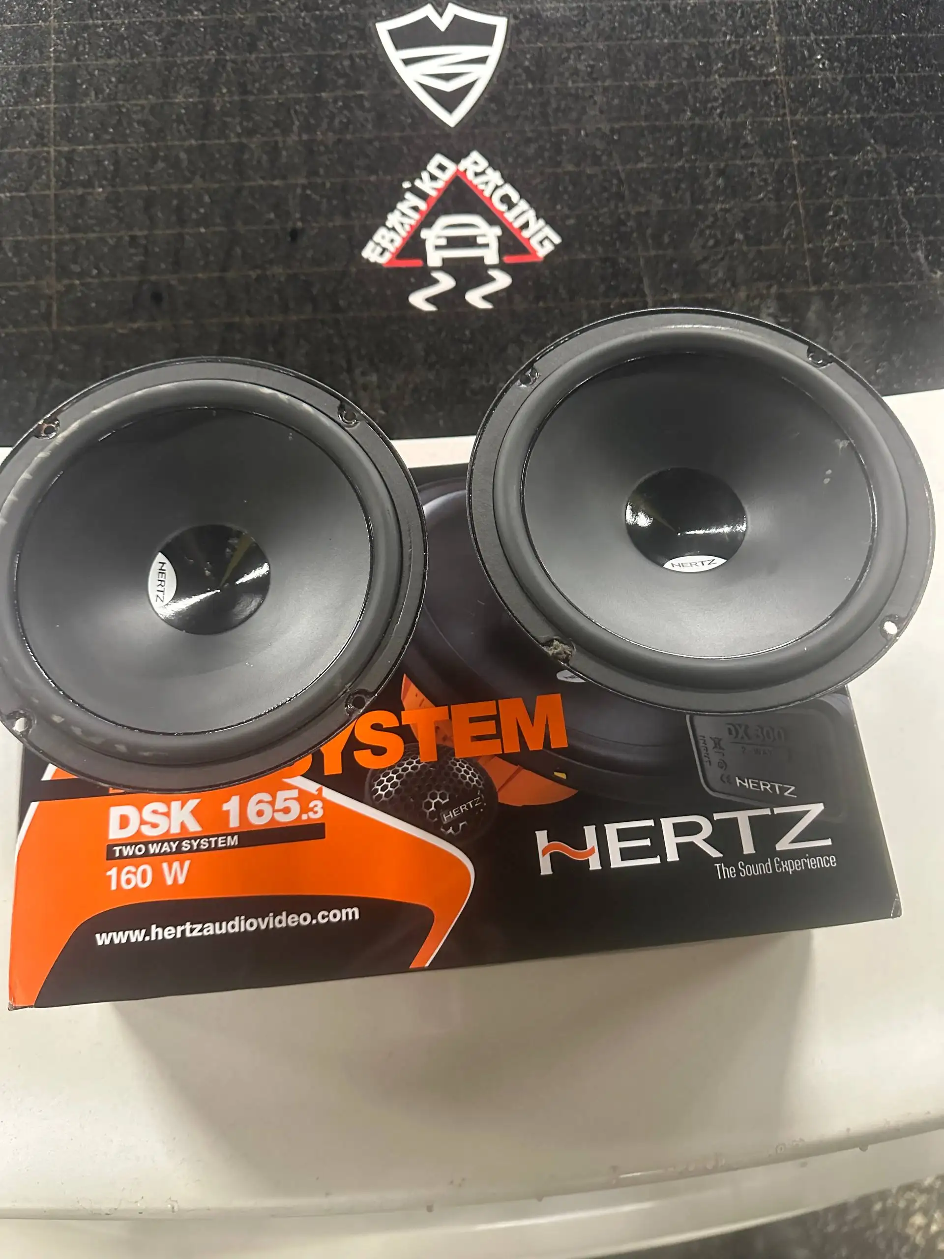 Одежда: колонки, худи, куртка - Верхняя одежда (Одежда) в Санкт-Петербург