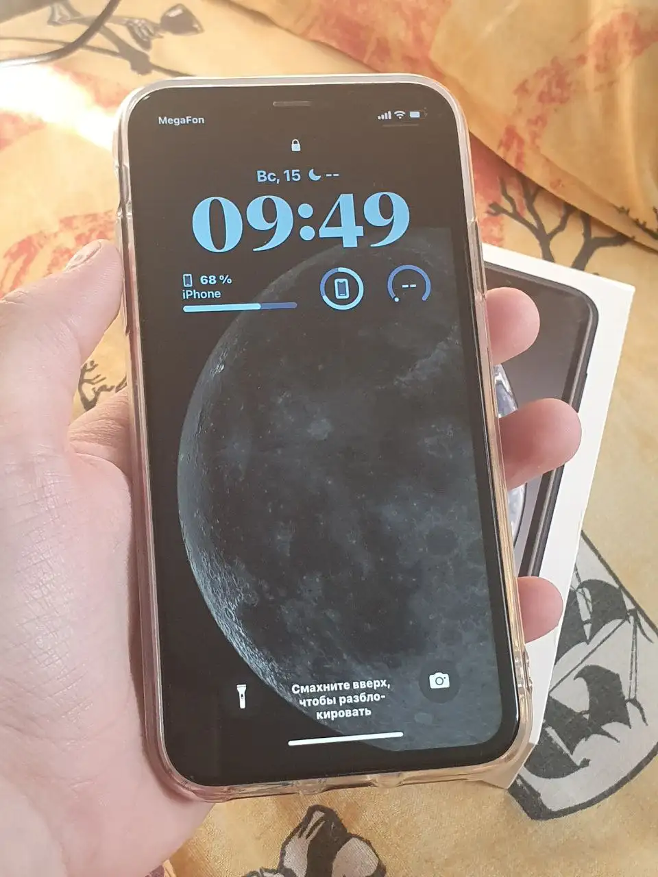 iPhone XR 64GB в отличном состоянии - Смартфоны (Электроника) в Санкт-Петербург