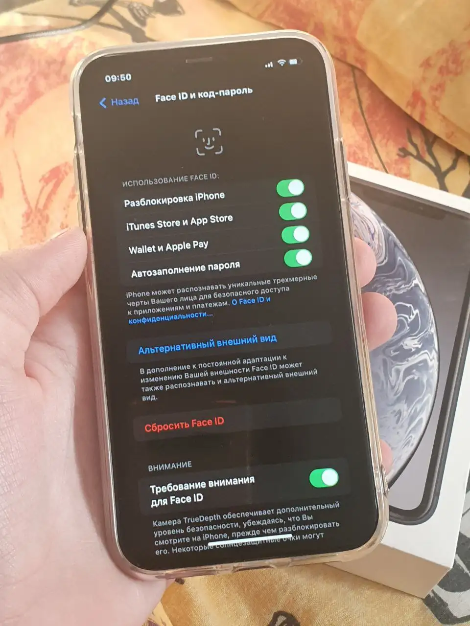 iPhone XR 64GB в отличном состоянии - Смартфоны (Электроника) в Санкт-Петербург