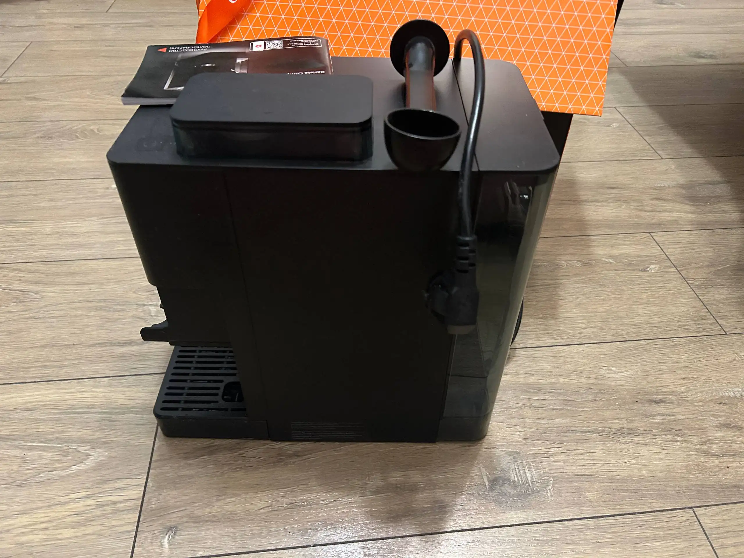 Кофе машина практически новая - Кофемашины (Электроника) в Санкт-Петербург