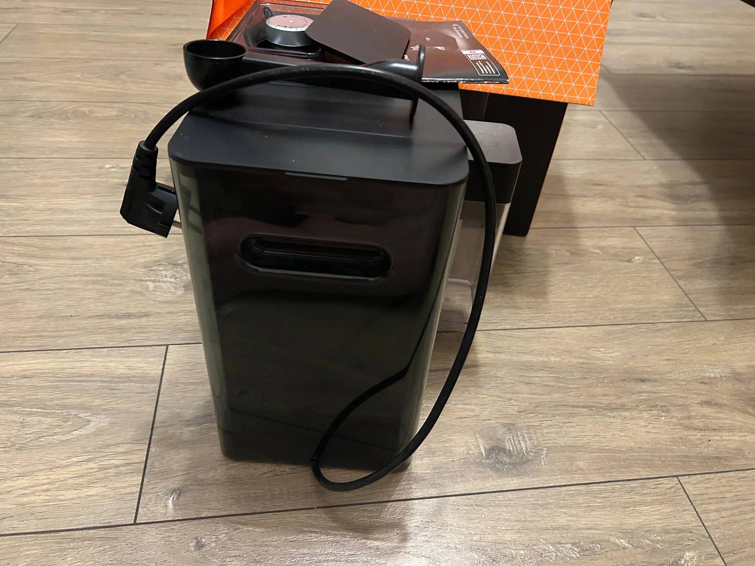 Кофе машина практически новая - Кофемашины (Электроника) в Санкт-Петербург