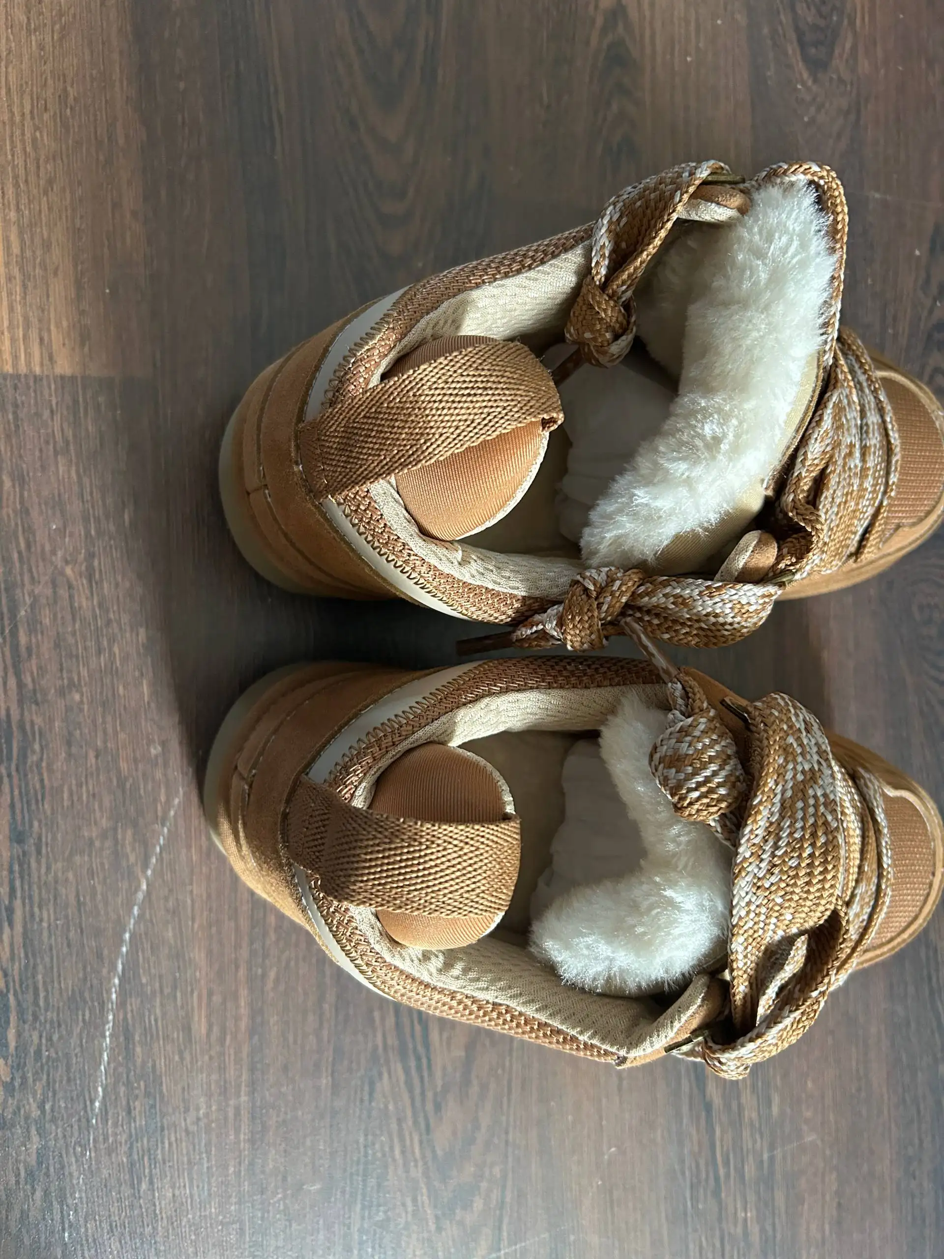 Кроссовки утепленные новые - Кроссовки (Одежда) в Санкт-Петербург