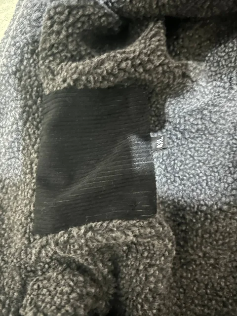 Куртка новая - Пижамы в Санкт-Петербург