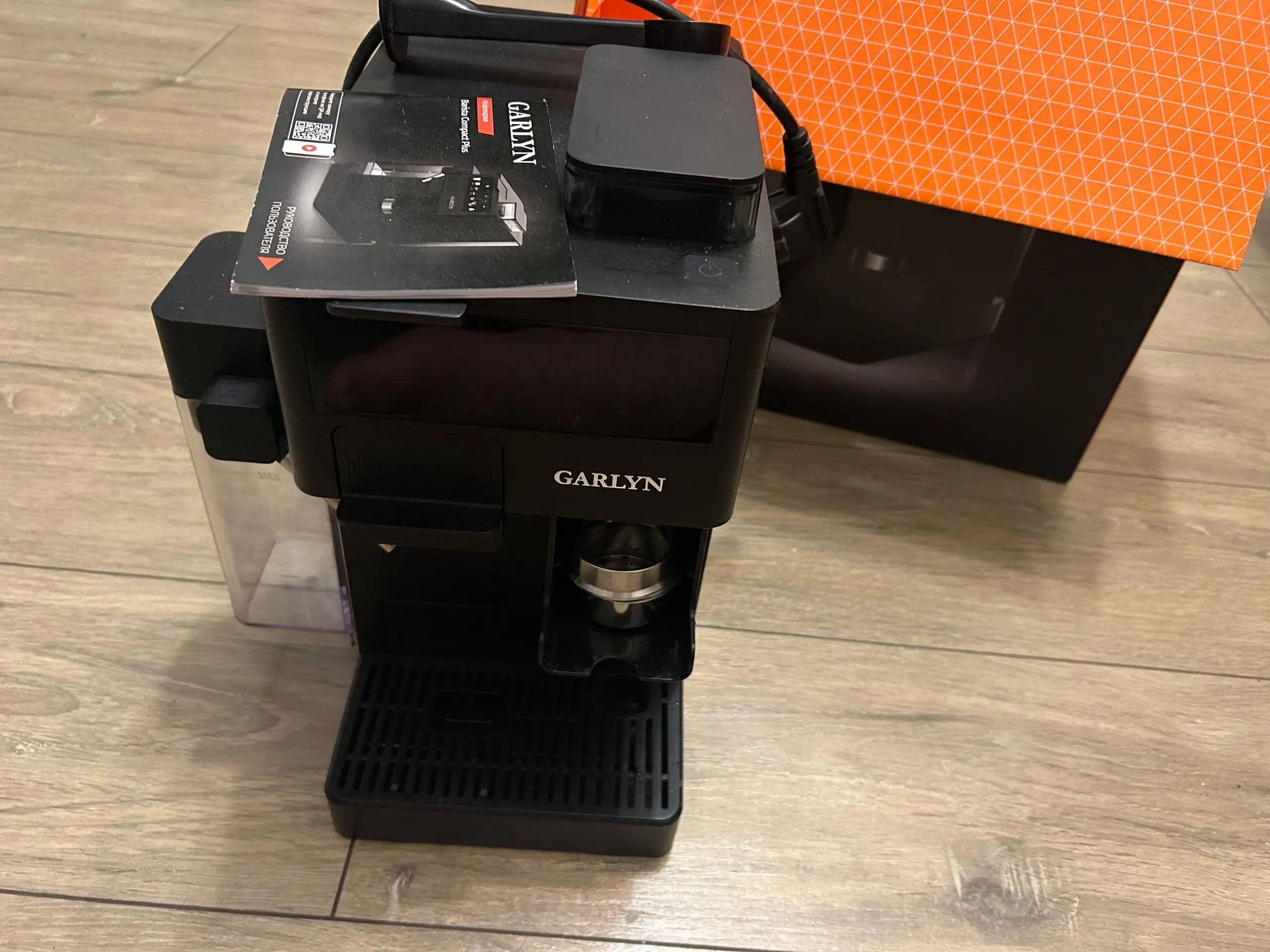 Кофе машина практически новая - Кофеварки и кофемашины (Электроника) в Санкт-Петербург