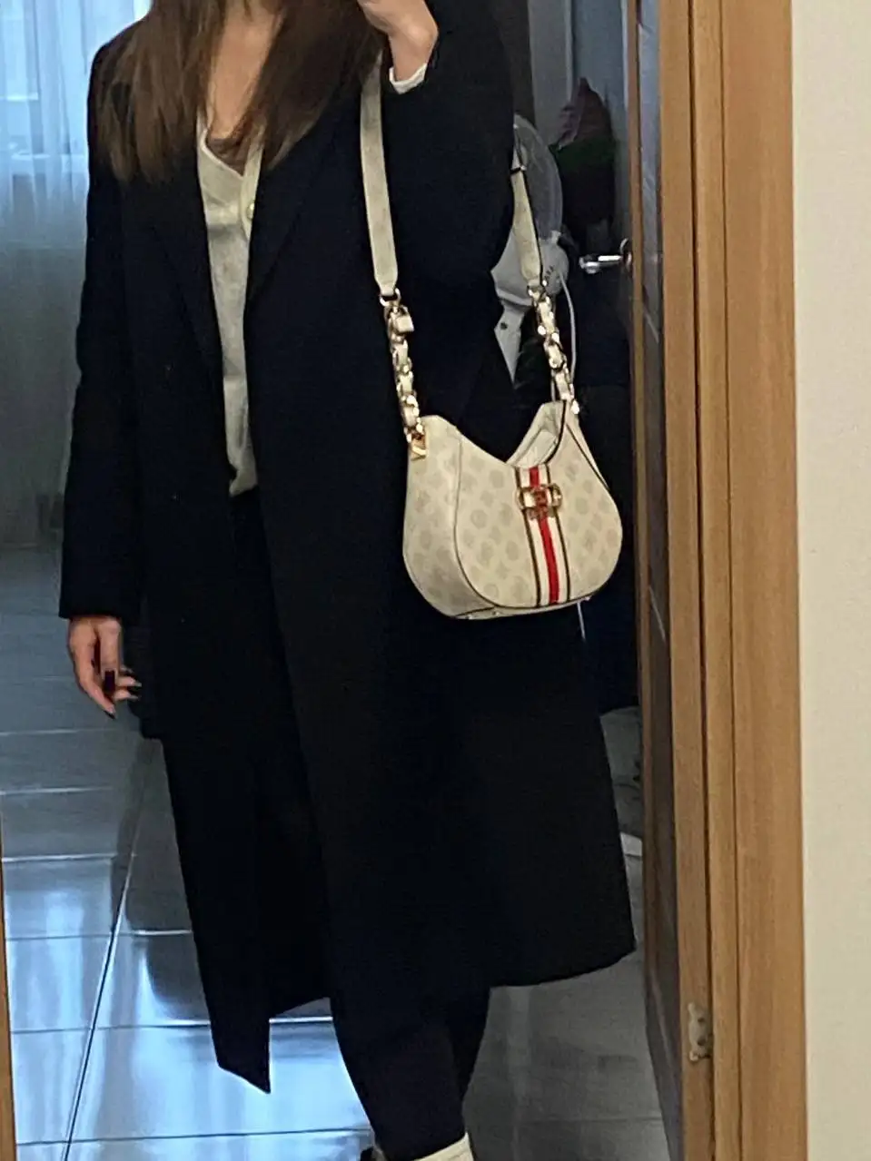 Сумка Guess Nelka - Сумки (Одежда) в Санкт-Петербург