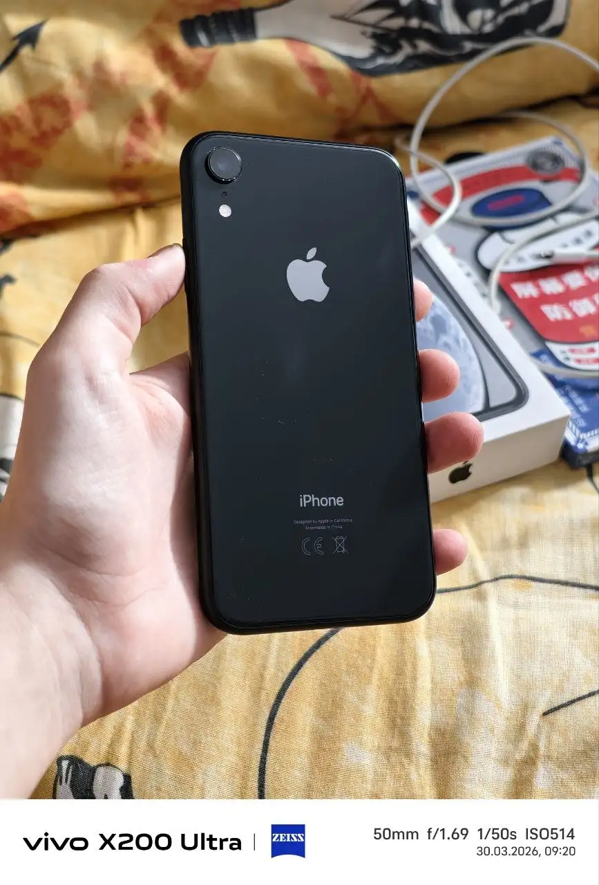 IPhone XR 64gb в отличном состоянии - Смартфоны (Электроника) в Санкт-Петербург