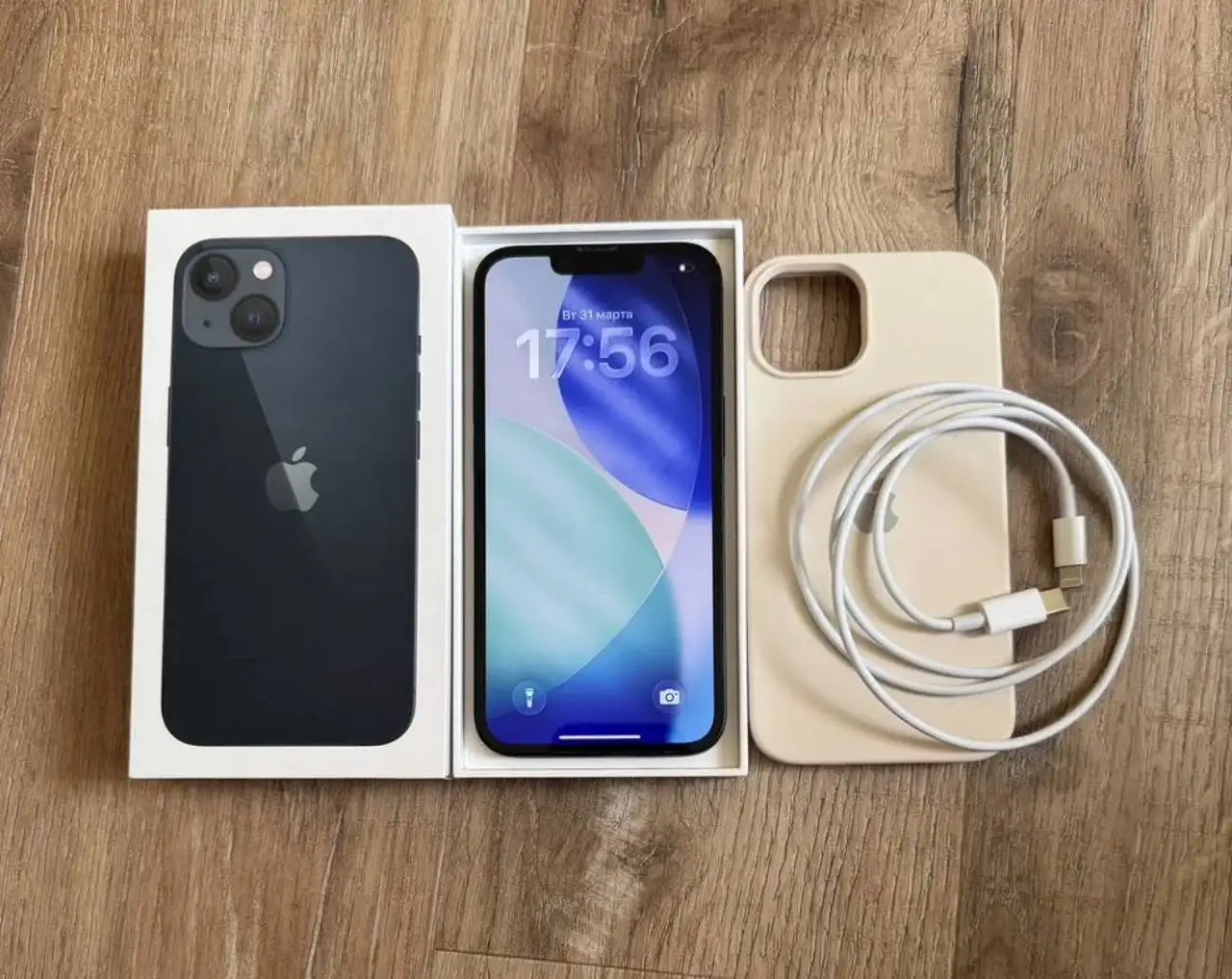 iPhone 13 в идеальном состоянии - Смартфоны (Электроника) в Санкт-Петербург