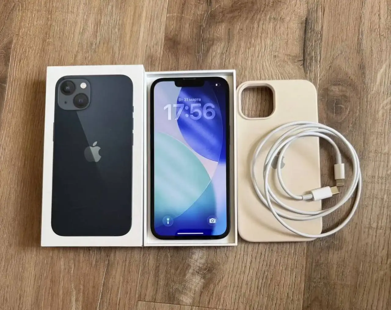 iPhone 13 в идеальном состоянии - Смартфоны (Электроника) в Санкт-Петербург