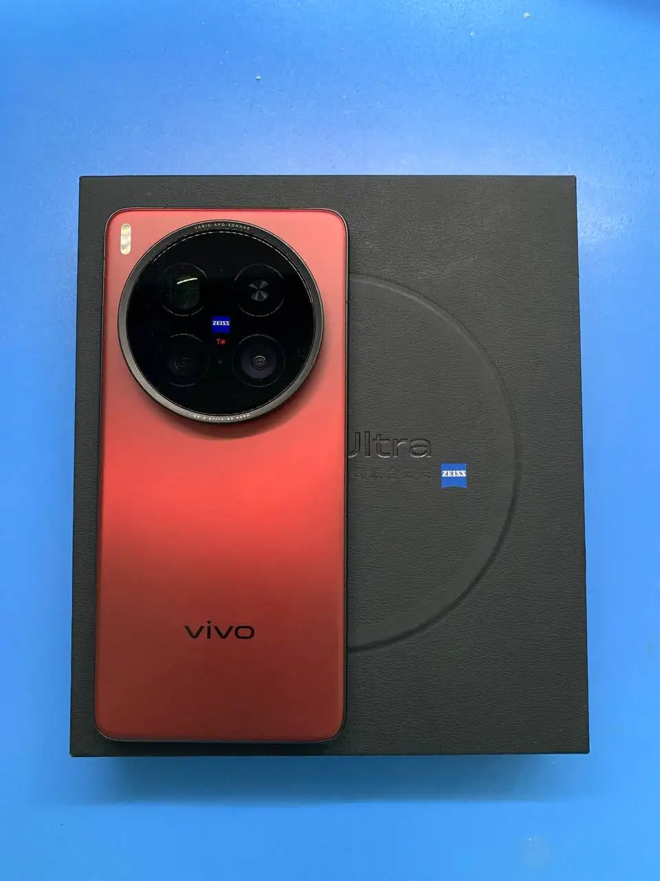 Продам Vivo x200 ultra 16/512 в отличном состоянии - Телефоны (Электроника) в Санкт-Петербург