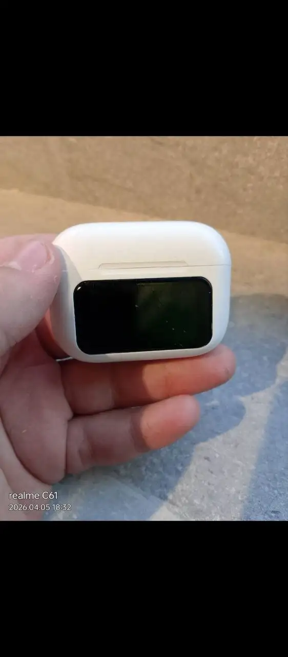 AirPods Pro 2 с поврежденным дисплеем - Наушники (Электроника) в Санкт-Петербург