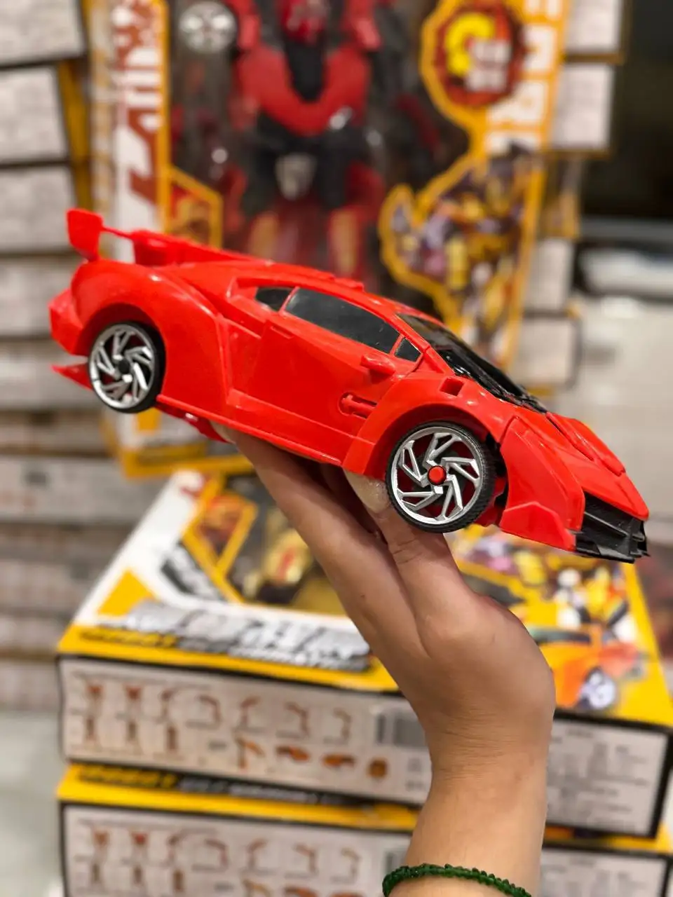 Робот-трансформер в Санкт-Петербурге - Игрушки (Хобби и отдых) в Санкт-Петербург