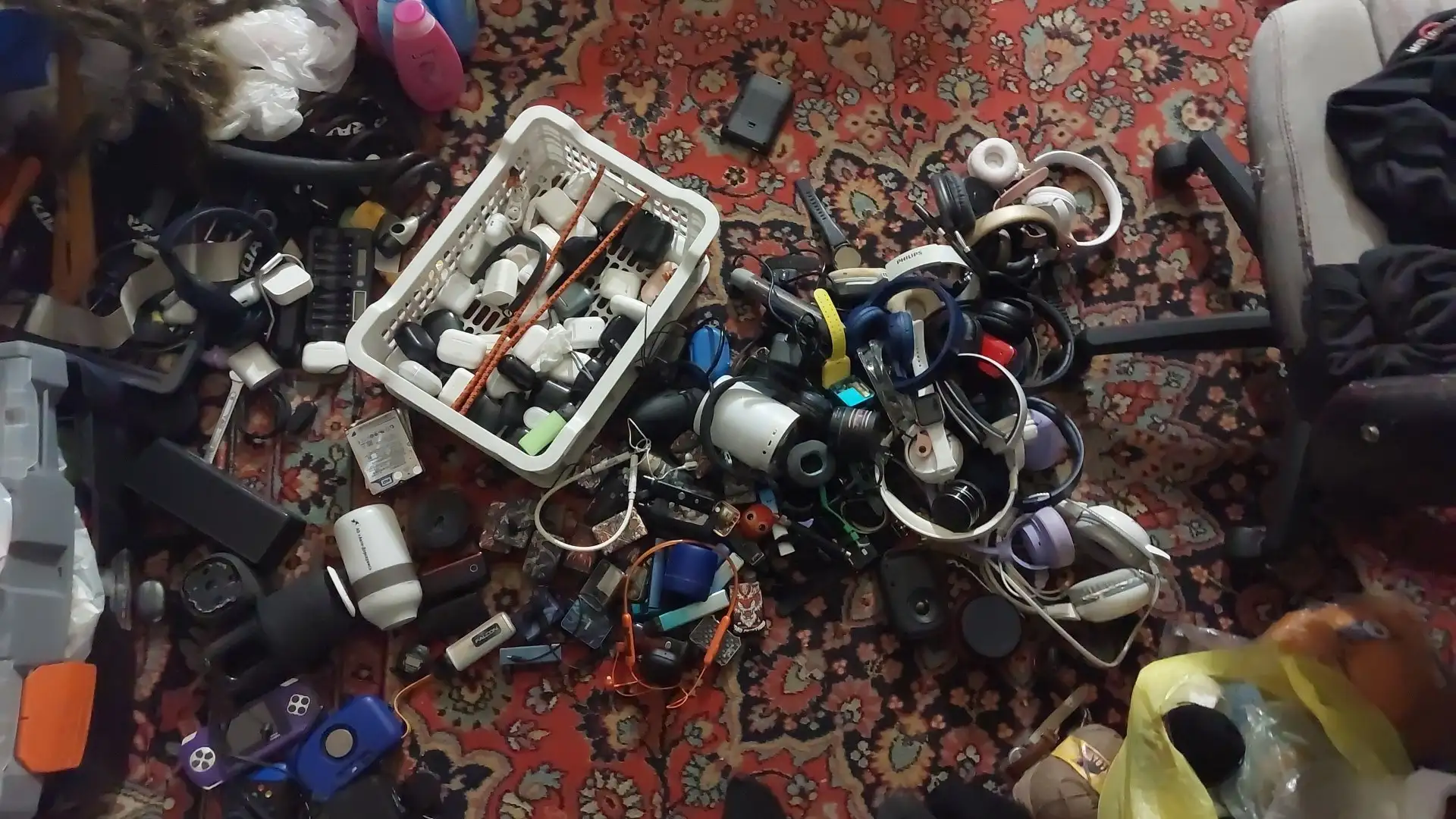 Продажа товара в Санкт-Петербурге - Барахолка в Санкт-Петербург