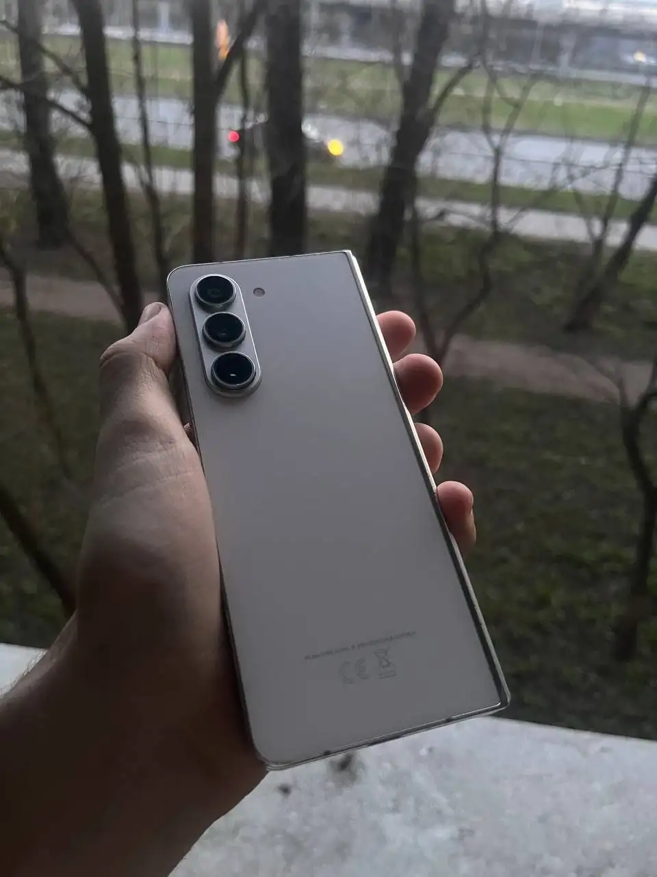 Продам Samsung Z Fold 5 12/256 ГБ - Смартфоны (Электроника) в Санкт-Петербург