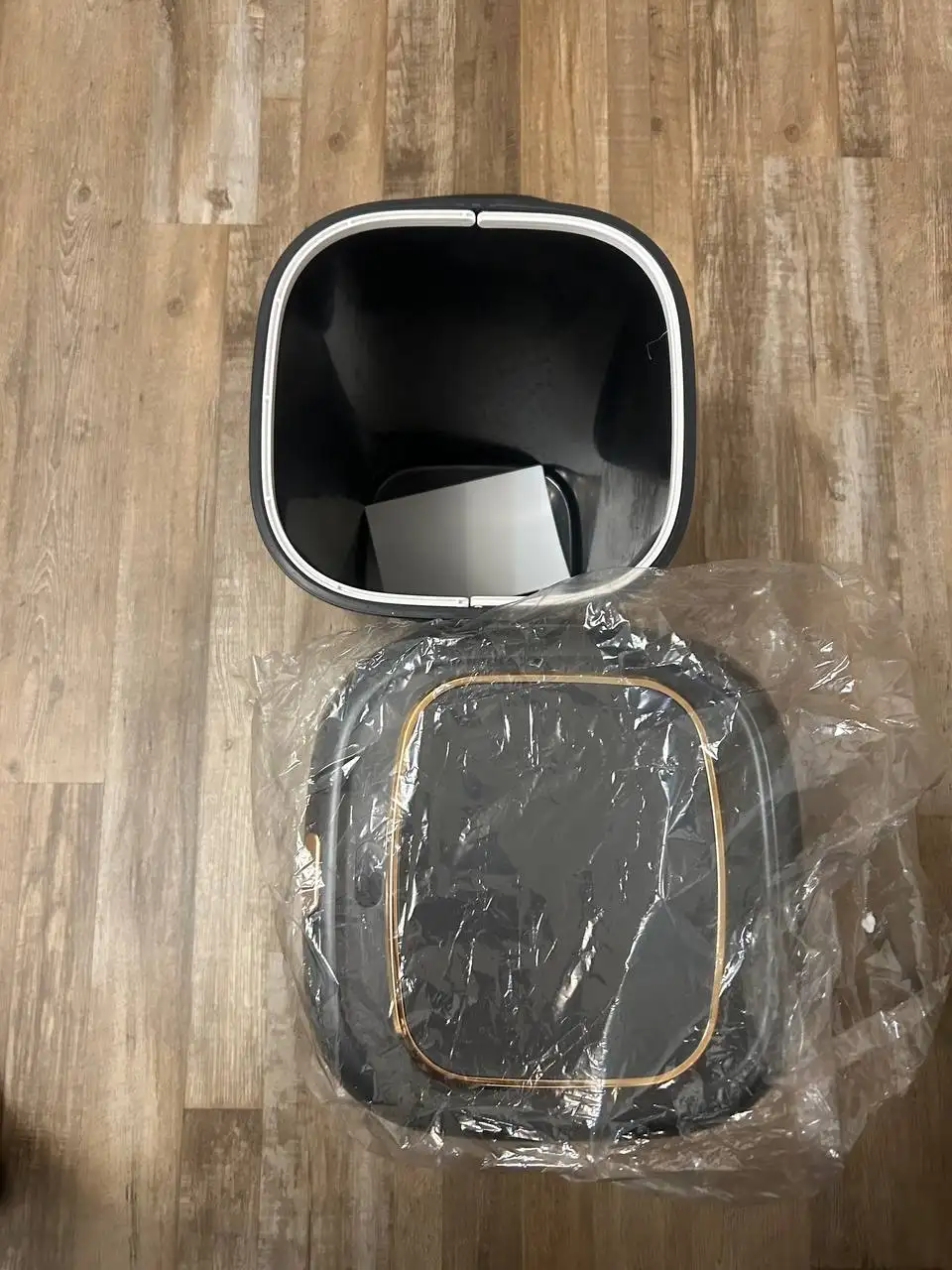 Умное мусорное ведро - Для кухни и столовой (Для дома и дачи) в Санкт-Петербург