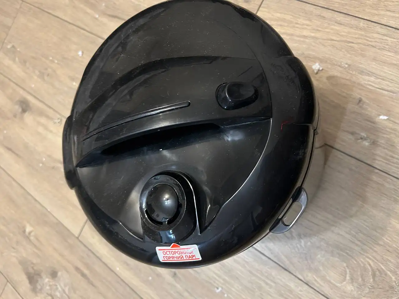 Мультиварка новая с дефектом корпуса - Мелкая бытовая техника (Электроника) в Санкт-Петербург