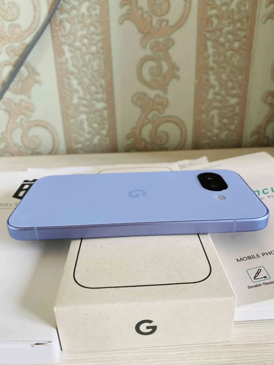 Продам Google Pixel 9a - Смартфоны (Электроника) в Санкт-Петербург