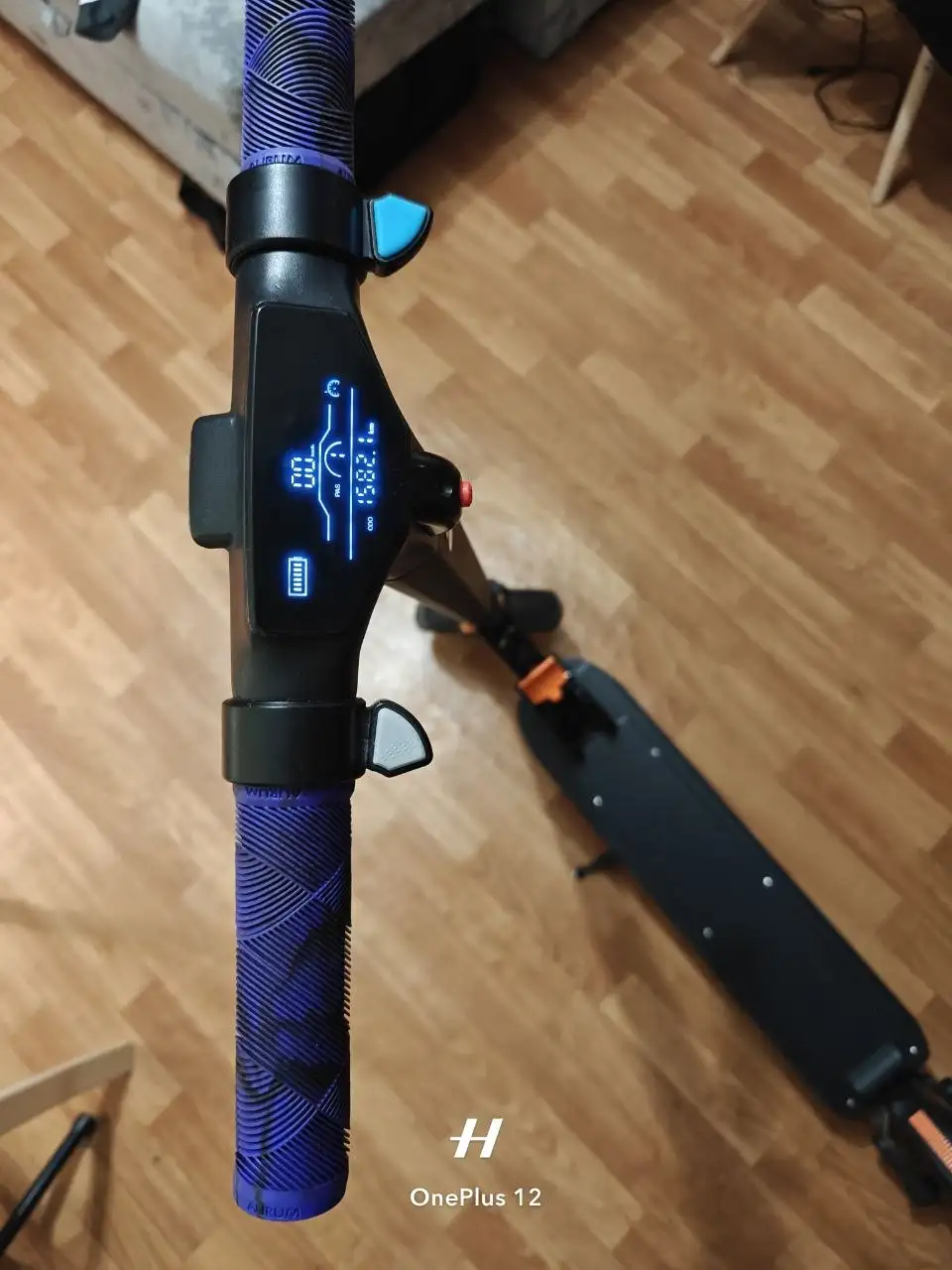 Продаю электросамокат - Электроника в Санкт-Петербург