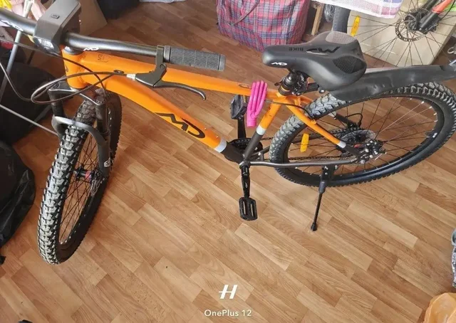 Продажа велосипеда в идеальном состоянии - Игры, приставки и аксессуары в Санкт-Петербург