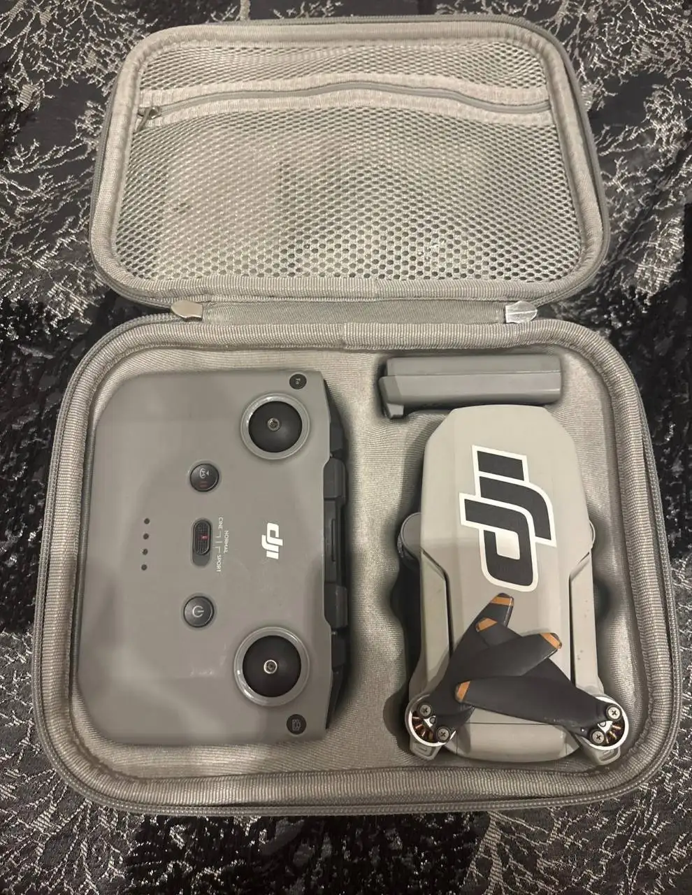 Комплект DJI Mini в отличном состоянии - Дроны (Хобби и отдых) в Санкт-Петербург