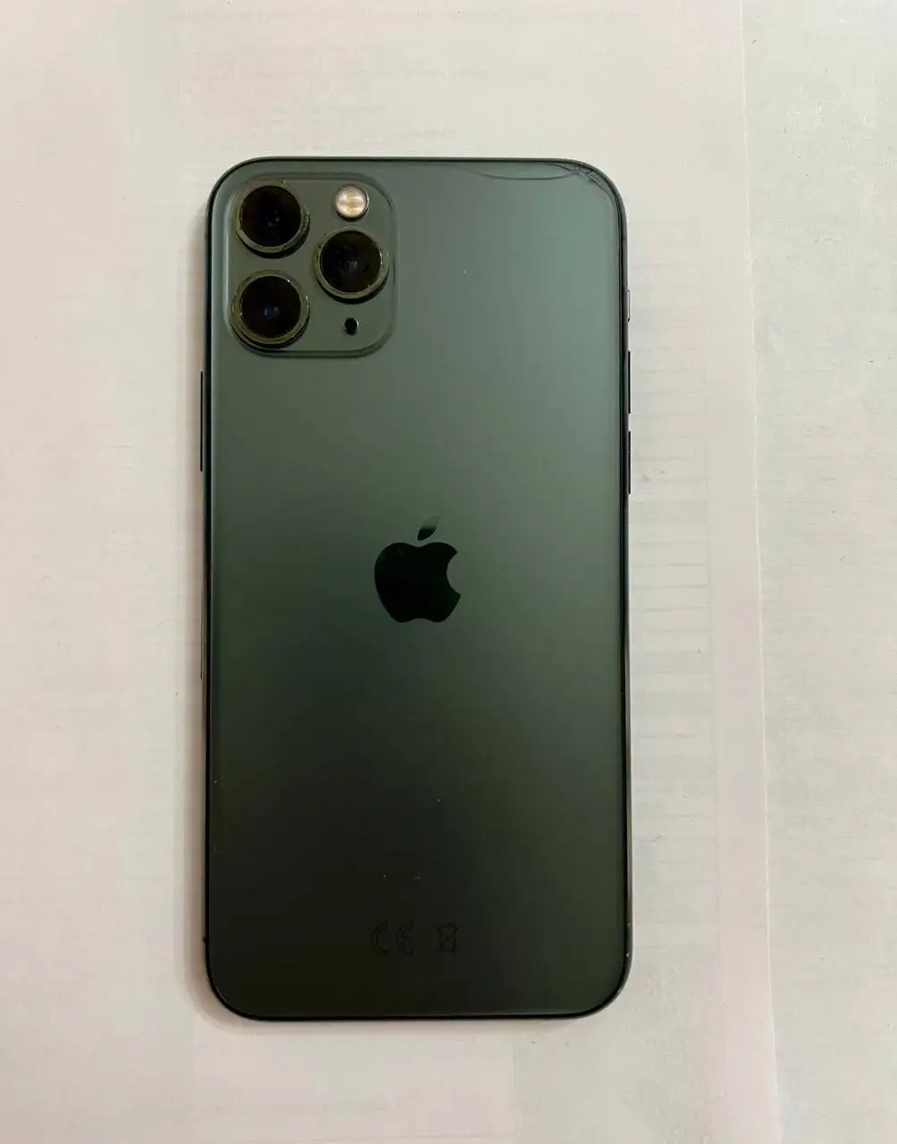 iPhone 11 Pro 64GB с небольшим сколом - Мобильные телефоны (Электроника) в Санкт-Петербург