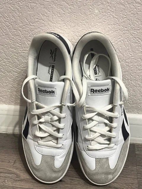 Кроссовки Reebok - Куртки в Санкт-Петербург