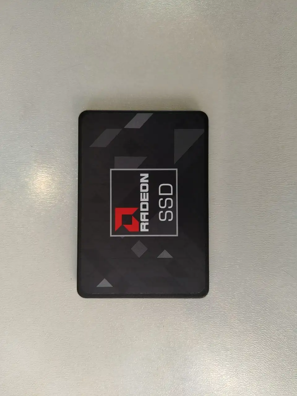 AMD Radeon R5 SSD 1TB - Электроника в Санкт-Петербург