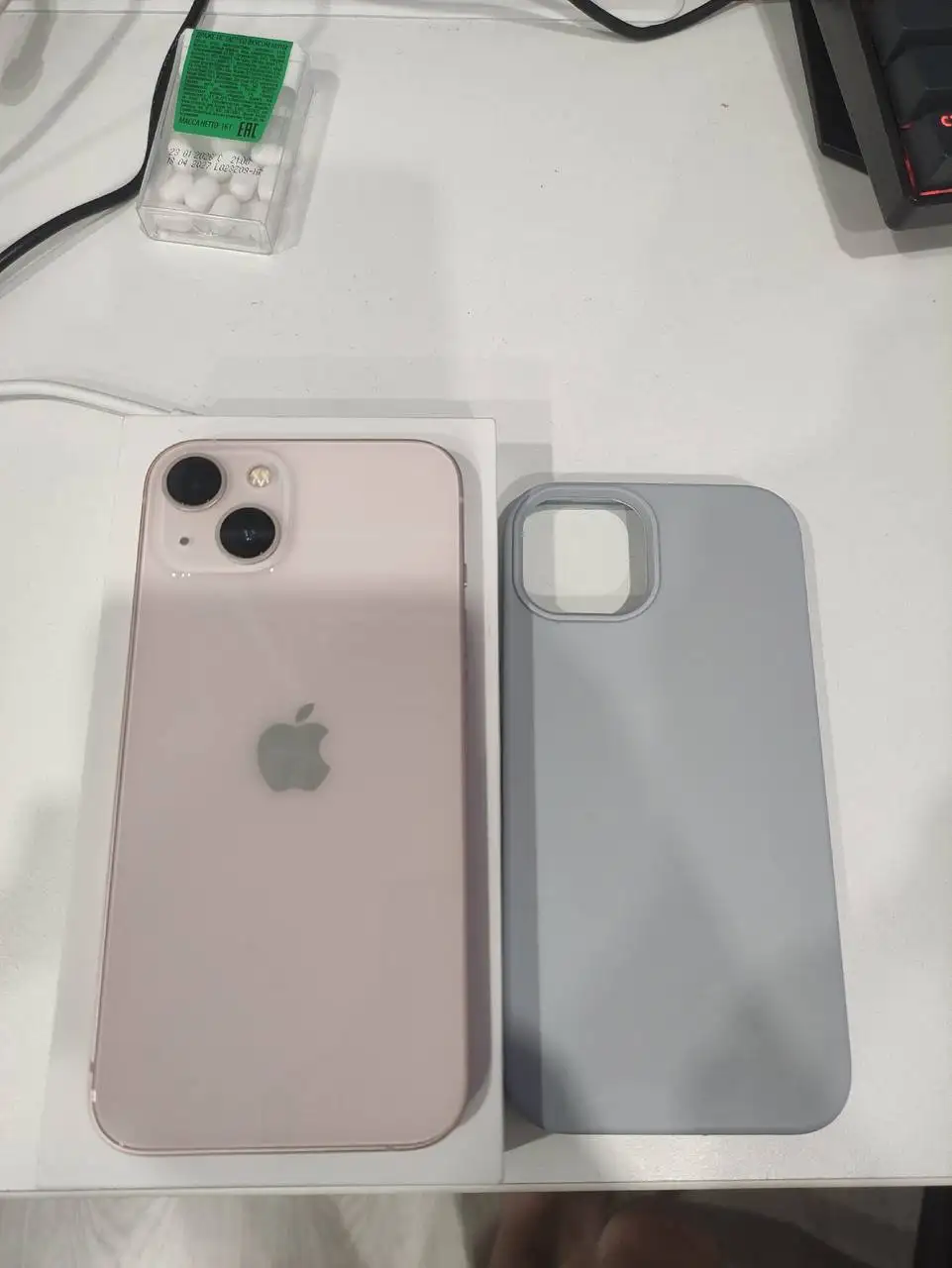 Продам iPhone 13 128GB - Мобильные телефоны (Электроника) в Санкт-Петербург