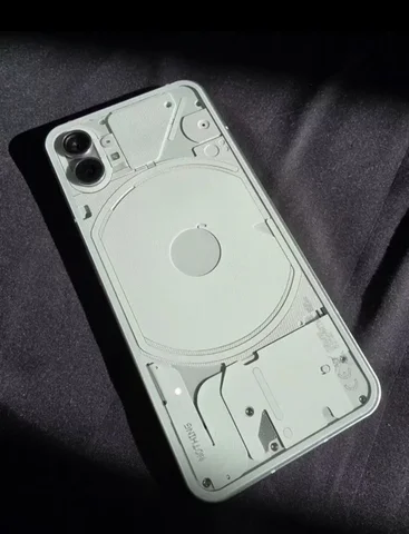 Nothing Phone 1 8/256 - Смартфоны в Санкт-Петербург