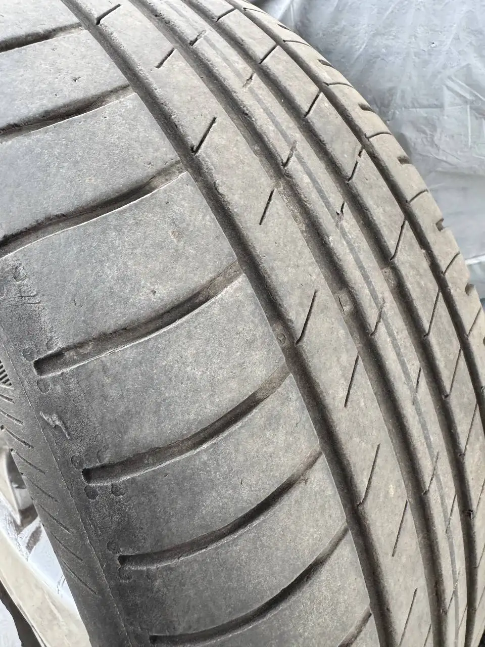 Шторка багажника Subaru Forester и диски Skad с покрышками - Запчасти для иномарок (Запчасти) в Санкт-Петербург