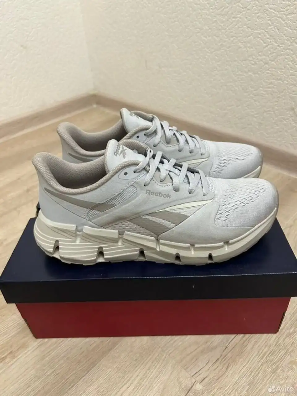Продам кроссовки Reebok женские - Обувь (Одежда) в Санкт-Петербург