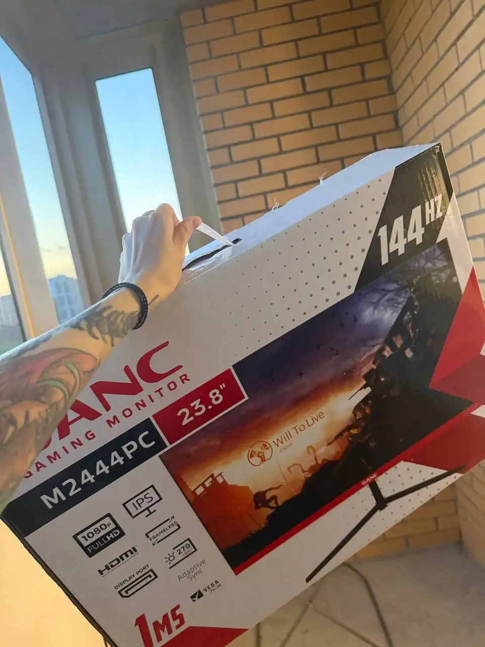 Продажа корпуса Thermaltake и монитора Sanc - Электроника в Санкт-Петербург