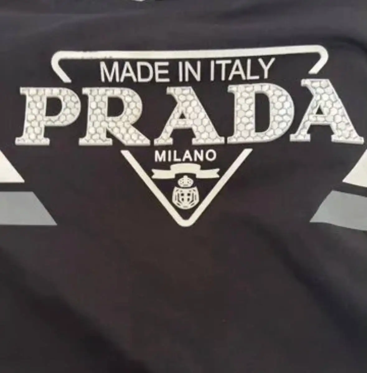 Футболка Prada - Футболки (Одежда) в Санкт-Петербург