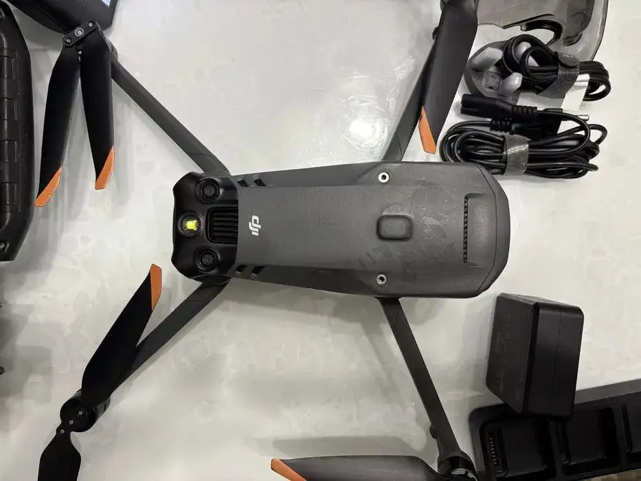 Продам DJI Mavic 3 Thermal - Дроны (Электроника) в Санкт-Петербург