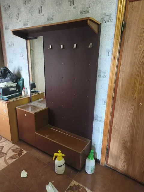Продам прихожую - Ковры в Санкт-Петербург