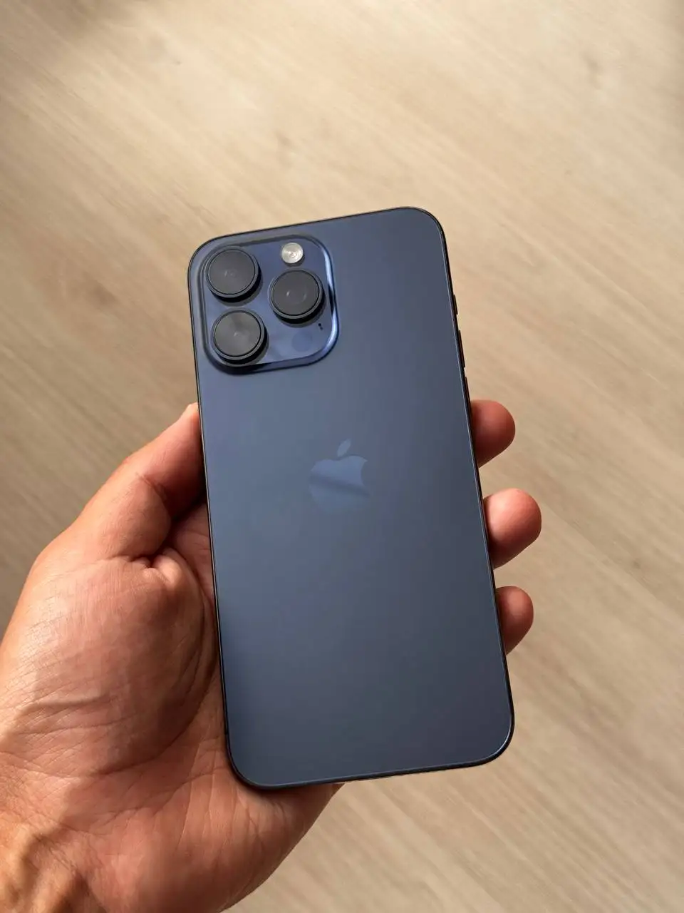 iPhone 15 Pro Max 256GB с неисправным Face ID - Смартфоны и телефоны (Электроника) в Санкт-Петербург