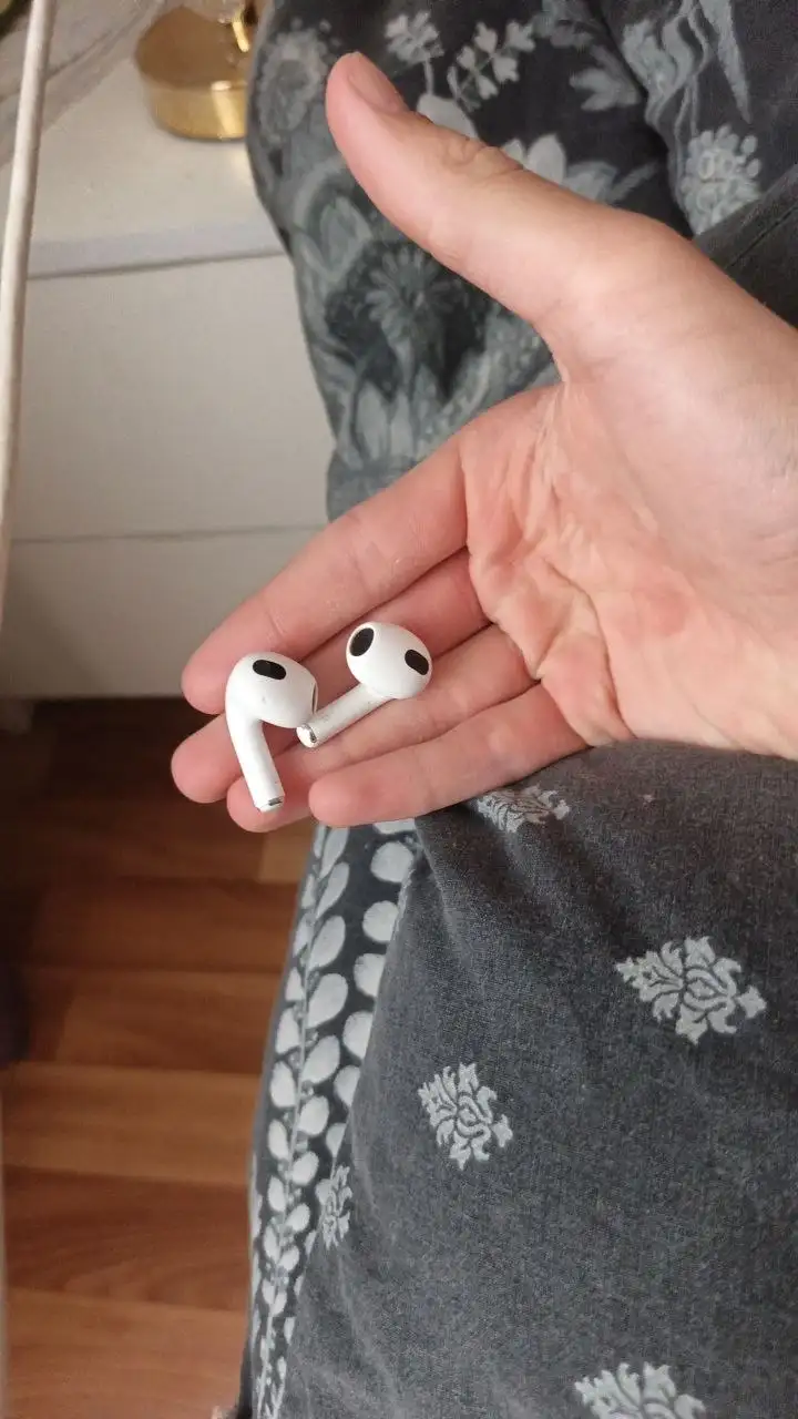 Продам AirPods 3 в идеальном состоянии - Аудиотехника (Электроника) в Санкт-Петербург