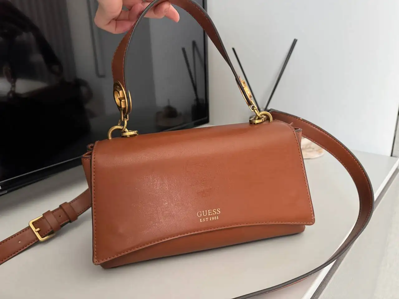 2 Сумки Guess, торг - Аксессуары (Одежда) в Санкт-Петербург