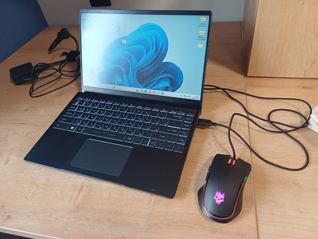 Продам ноутбук MSI Modern 14 B11MOU в идеальном состоянии - Электроника в Санкт-Петербург