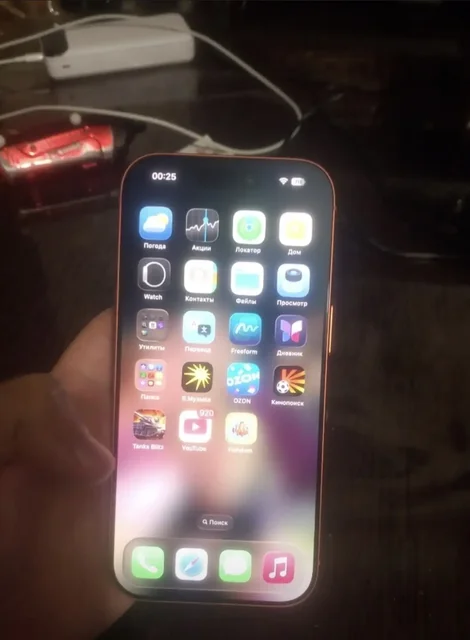 iPhone 17 Pro 12/256 Гб в отличном состоянии - Наушники и аудио в Москва