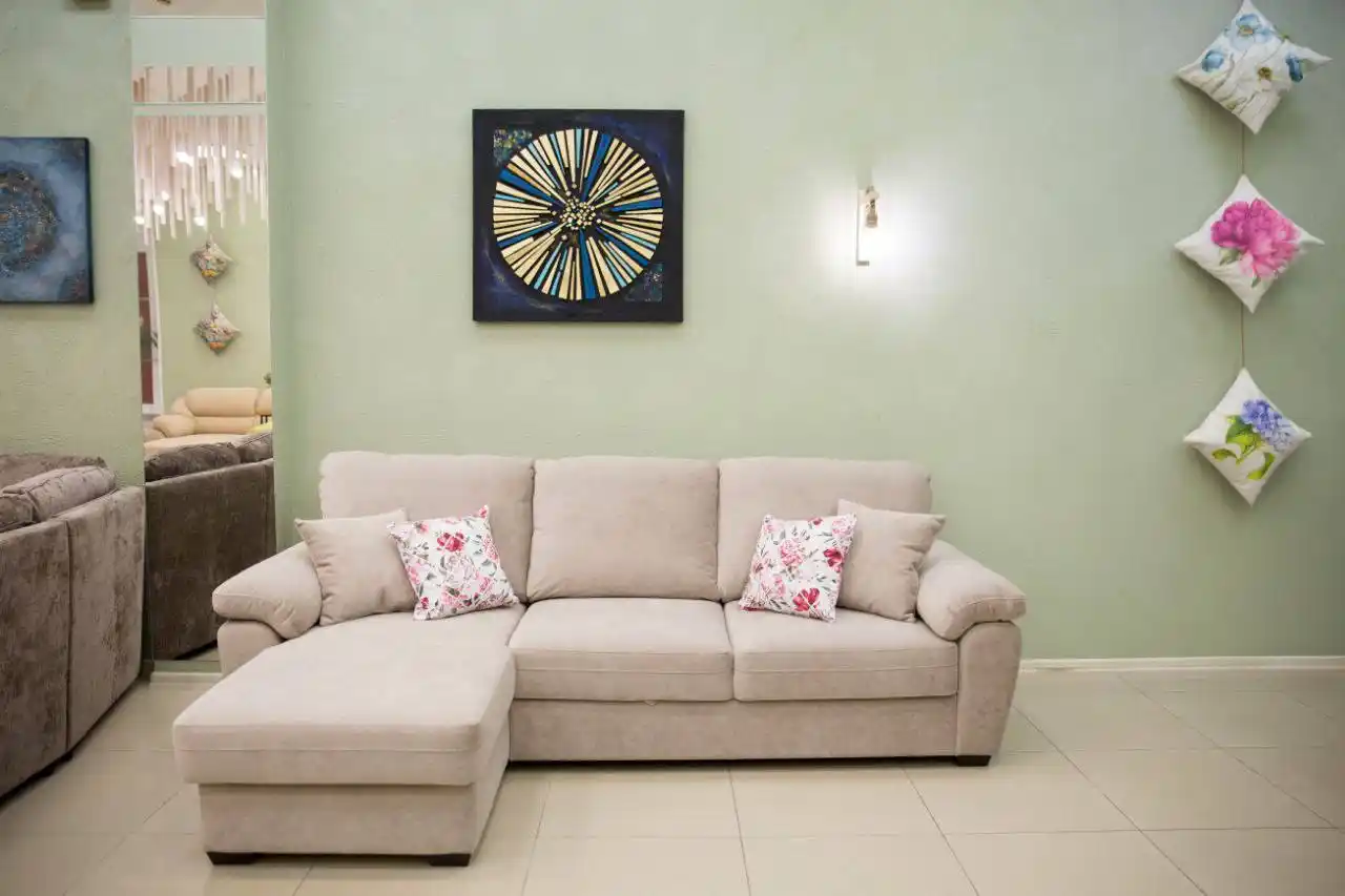 Салон мягкой мебели и товаров для дома