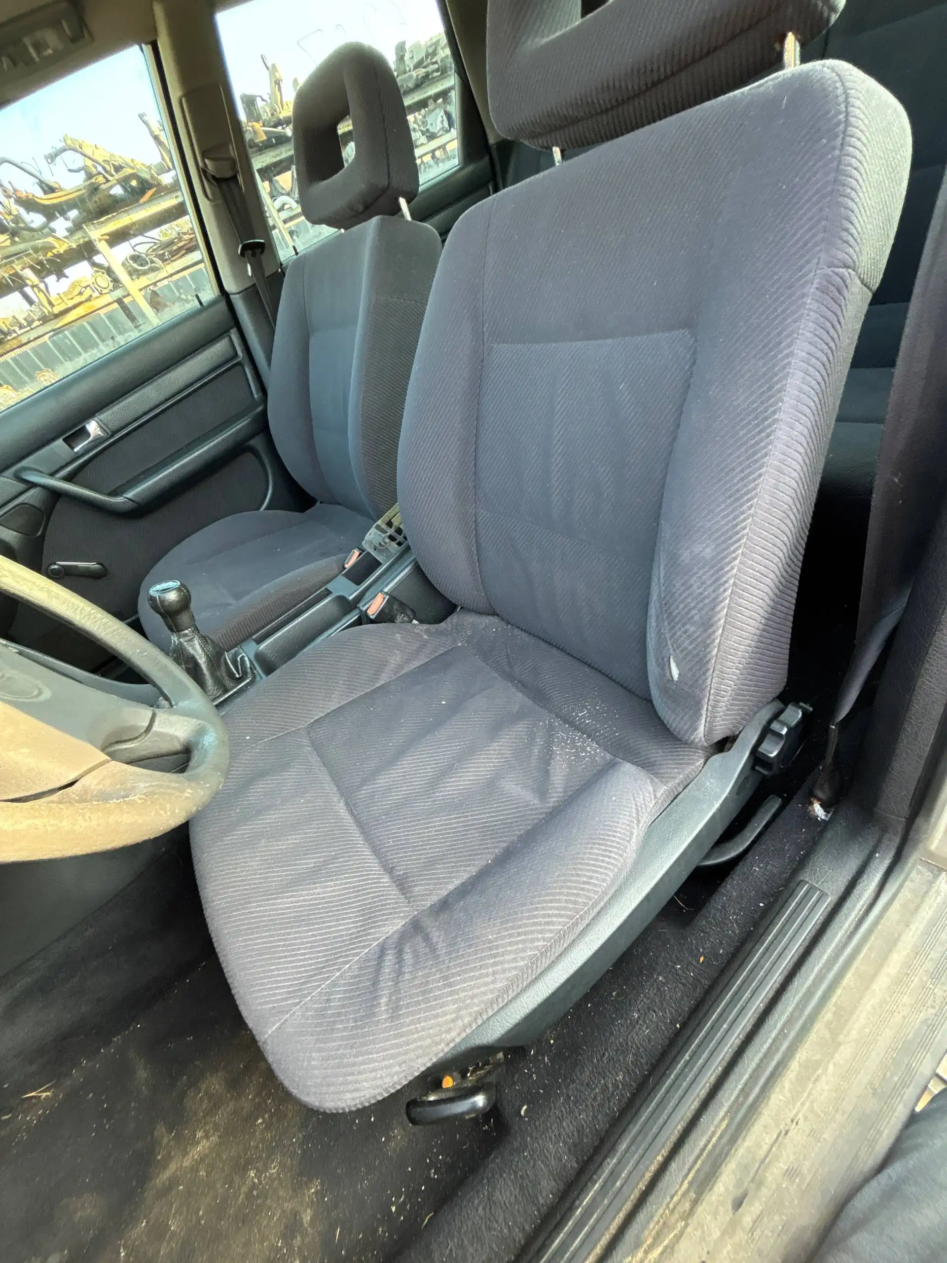 Разбор Audi 100 C4 2.3 AAR МКПП - Автомобильные запчасти (Запчасти) в Калининград