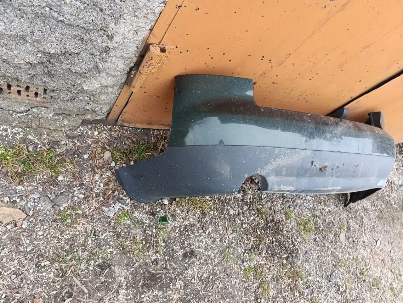 Бампера для автомобилей Audi и Ford - Запчасти (Авто) в Черняховск