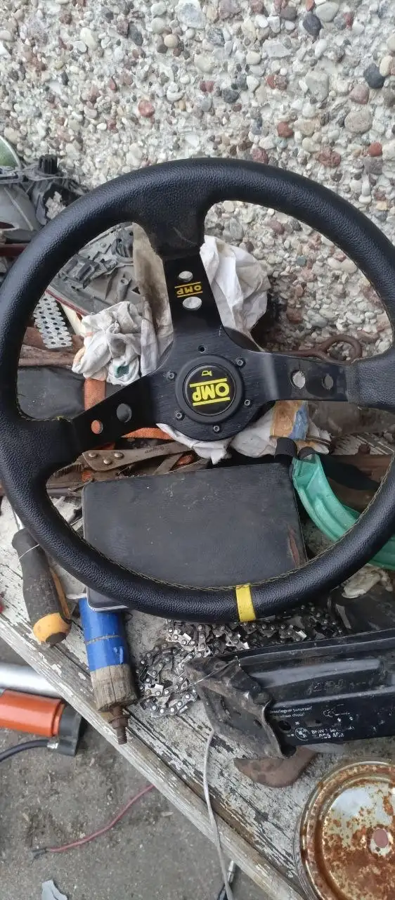 Автомобиль на разборе - Запчасти (Авто) в Калининград